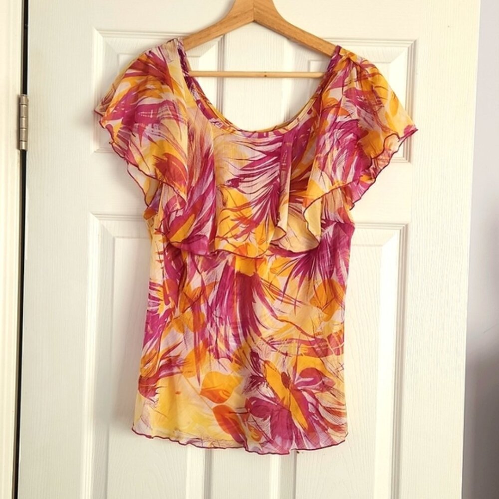 Summery, floaty top